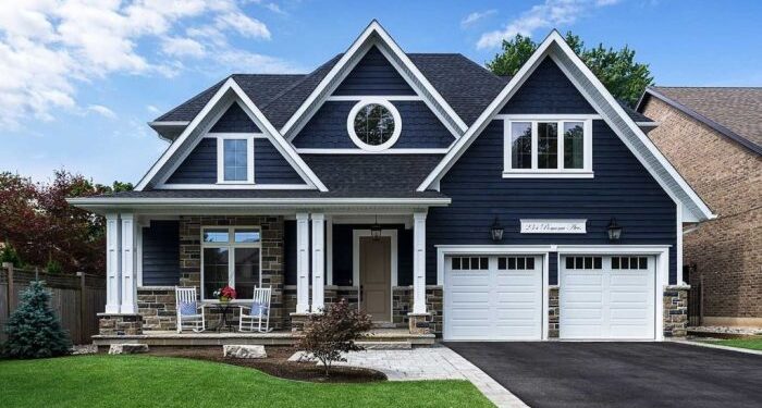 Classic, deep blue home. Get the look with Dunn-Edwards Old Mill DEA185 ...