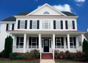 7 Unique Colonial House Siding Ideas for Your House | Allura USA